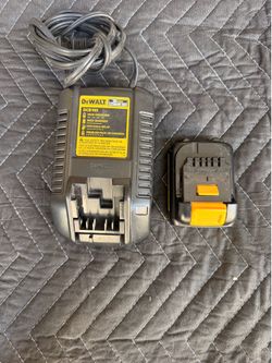 DeWalt 12v Lithium Ion Battery & Charger