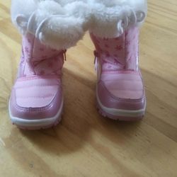 Tamarak Boots Kids  Size 6