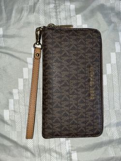 Michael Kors wallet