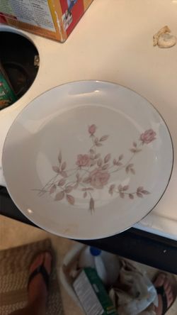 Saji Japanese,8” Plate  S.W.Arl