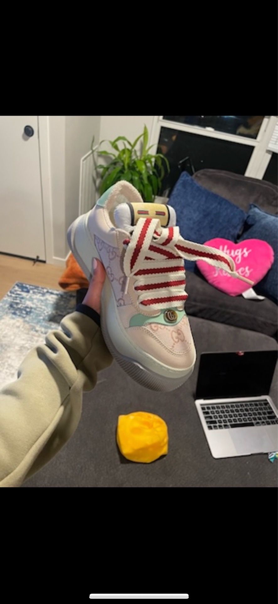 Gucci shoes