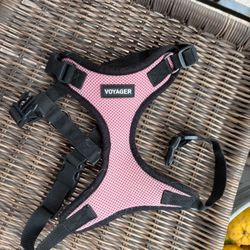 Pink Voyager dog harness size M