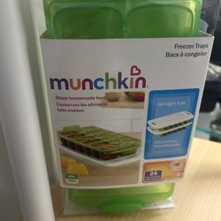 MUNCHKIN FRESH FOOD FREEZER AIR-TIGHT TRAYS STACKABLE 