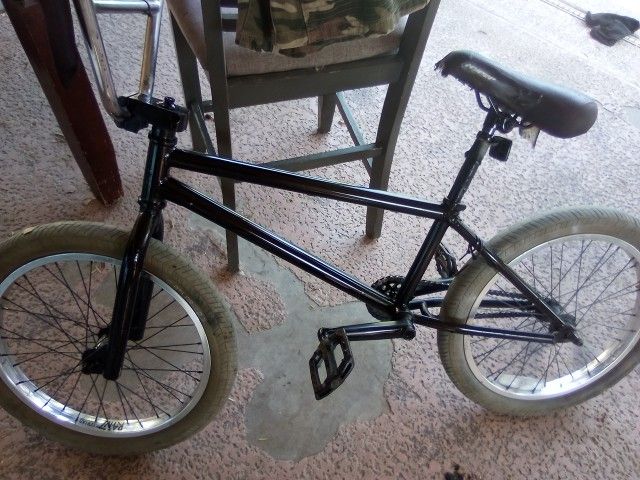 We The People 22in Bmx