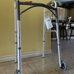 New Deluxe Folding Walker 