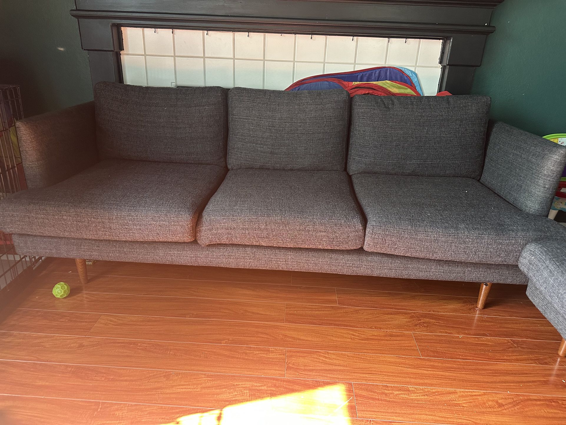 Grey Modern Couch And 2 Chairs 