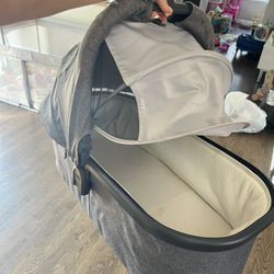 Uppa Baby Bassinet 