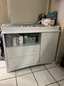 Table Dresser