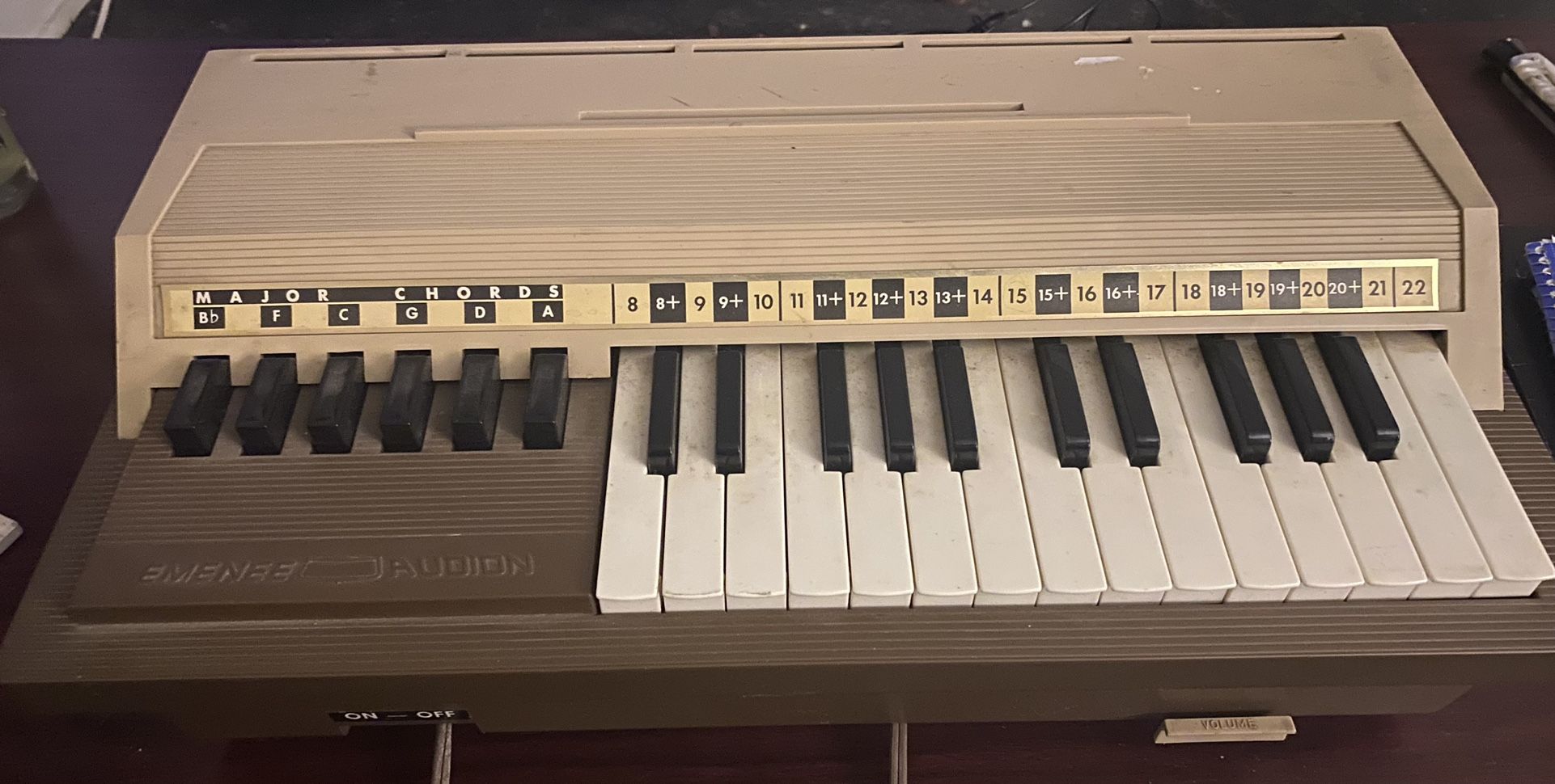 Emenee Audion Portable Organ 