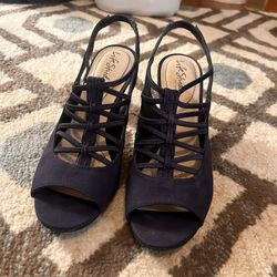 Womens comfort heels size 8 