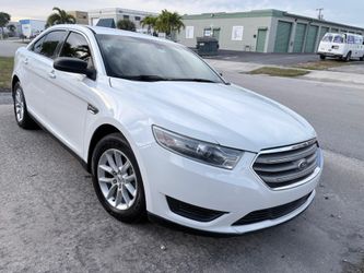 2014 Ford Taurus