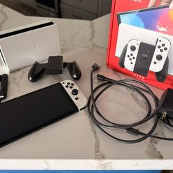 Nintendo Switch OLED + 256GB SD Card