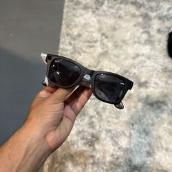 Rayban meta wayfarer matte shades