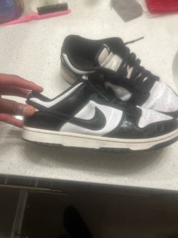 Nike dunks size 10