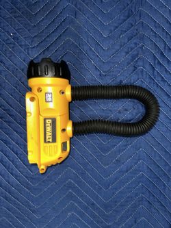 Dewalt Battery Flashlight