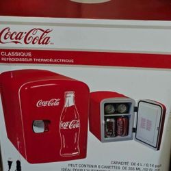 Mini Fridge - Coca Cola 