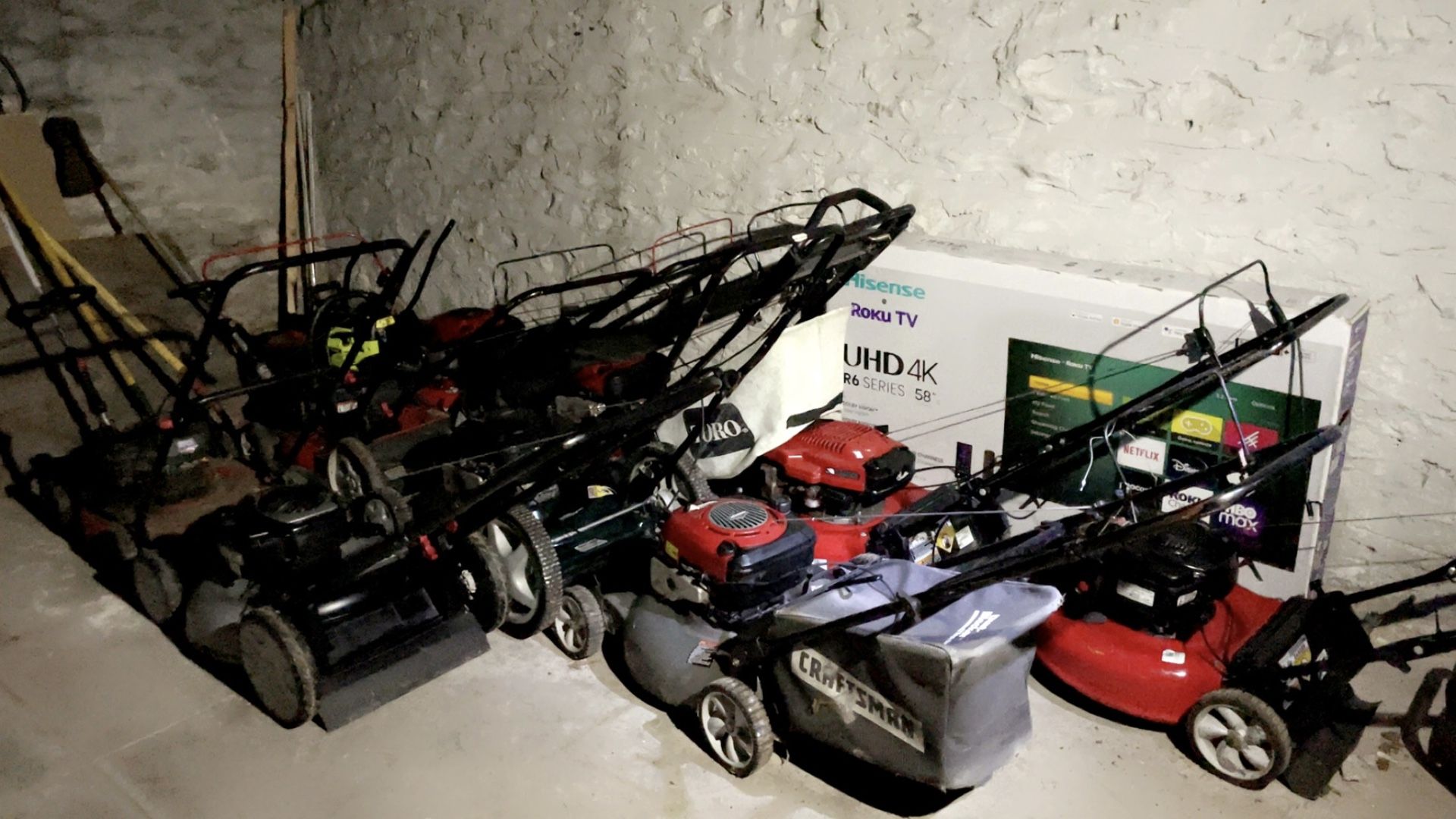 LAWN MOWERS