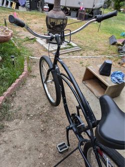 3 speed aluminum schwinn 29 inch bike.