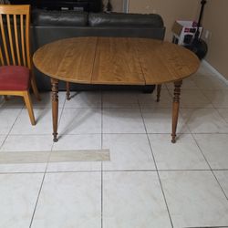 Dining Room Table and Chairs 