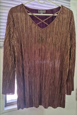 Stunning New Rose gold Blouse!!