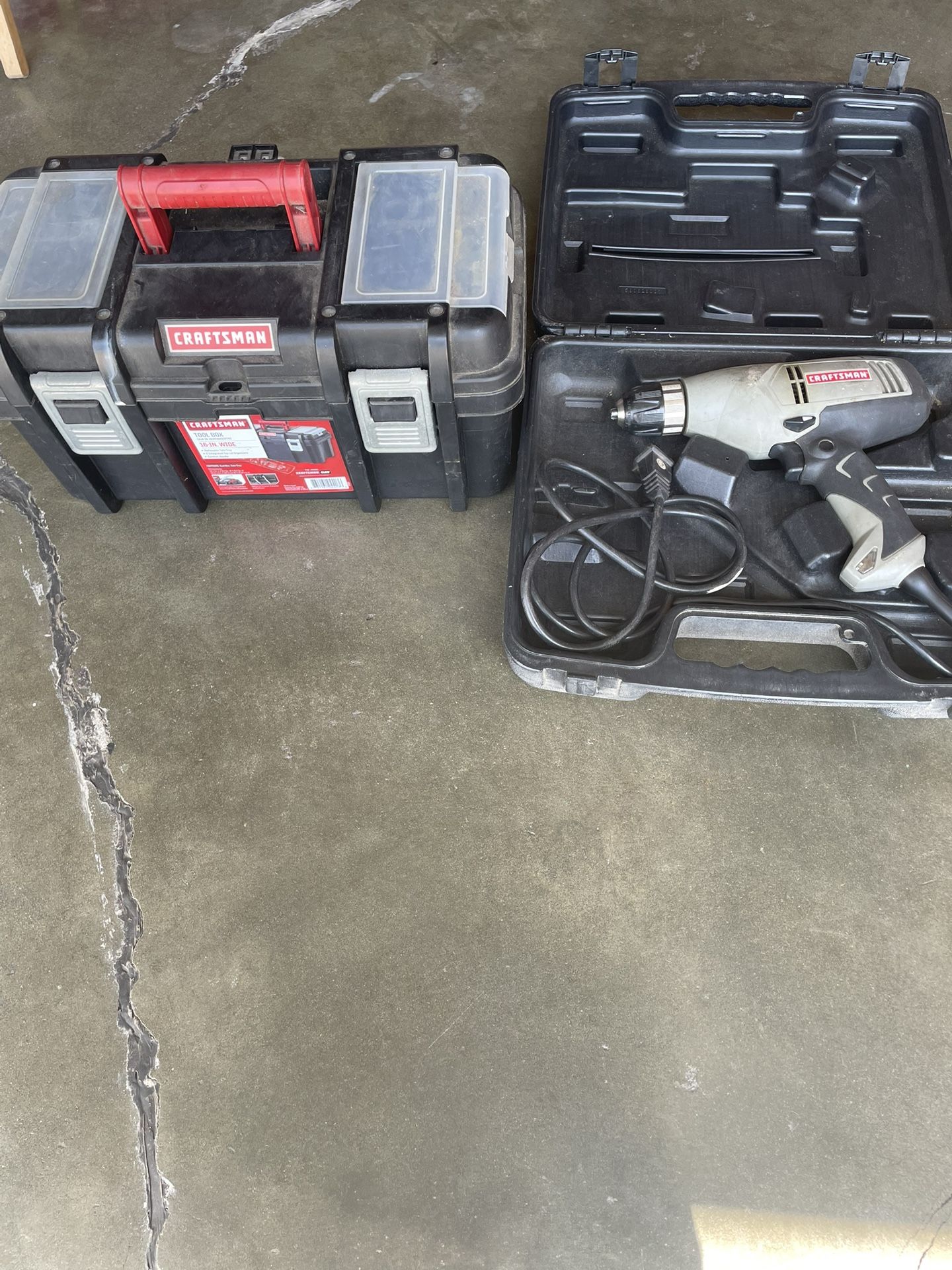 Tool box. Drill 3/8