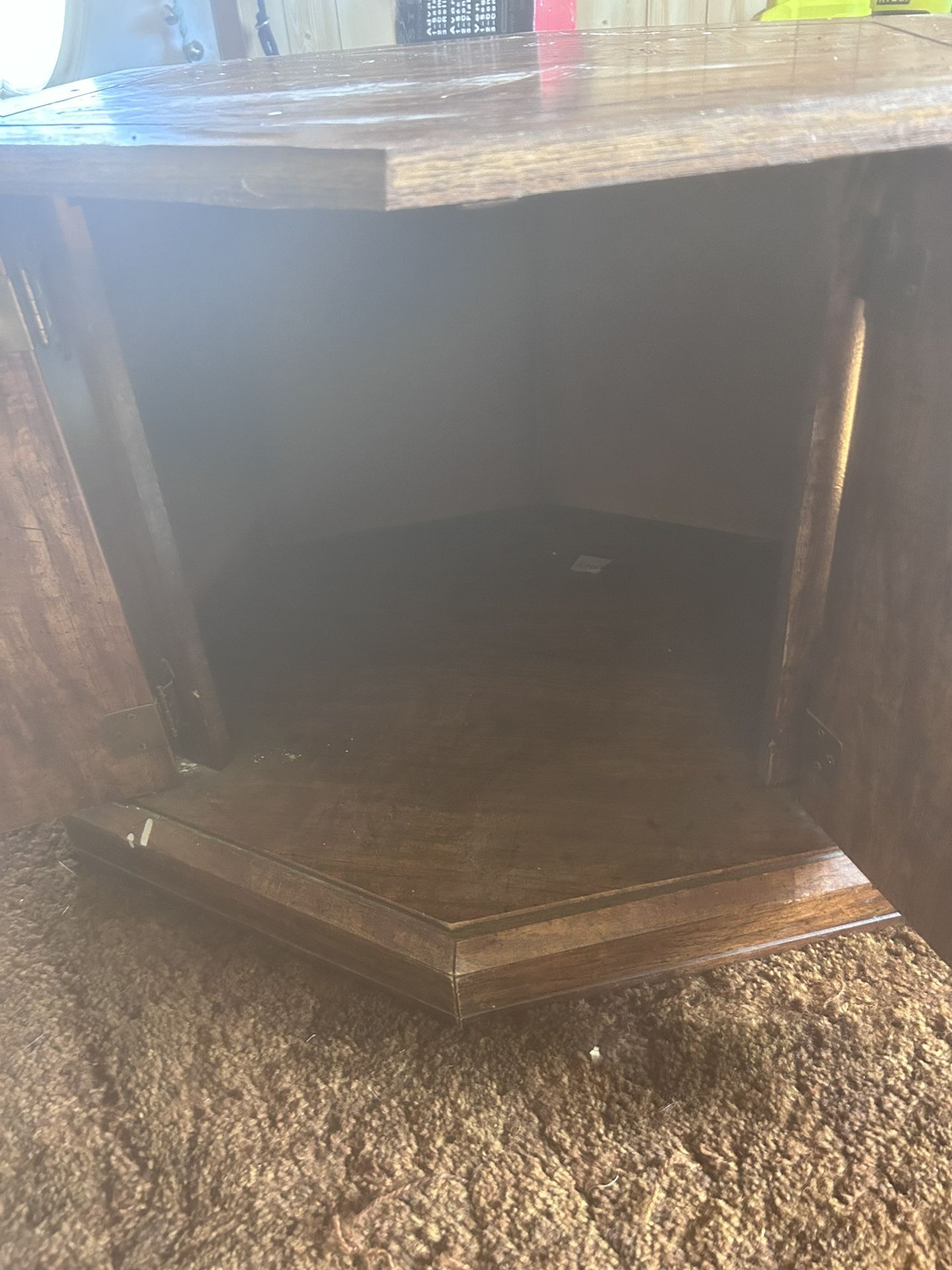 Free End Table