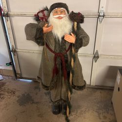 Life-Size Rustic Santa Claus Christmas Decoration