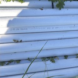 1 1/2 pvc pipe ech 40   20 pices nsf 10ft long