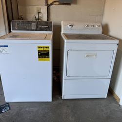 Speed Queen tr7 washer and washerKenmore 700 Series Dryer