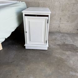 White Bedside Cabinet / Magazine Table
