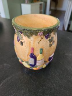 A Yankee Candle Tart Burner. 