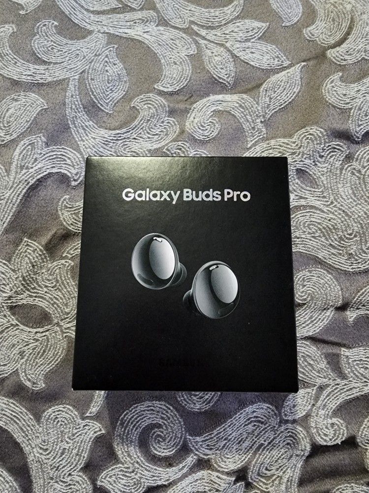 Samsung Galaxy Buds Pro
 - Phantom Black