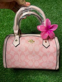 Luxury hand bags