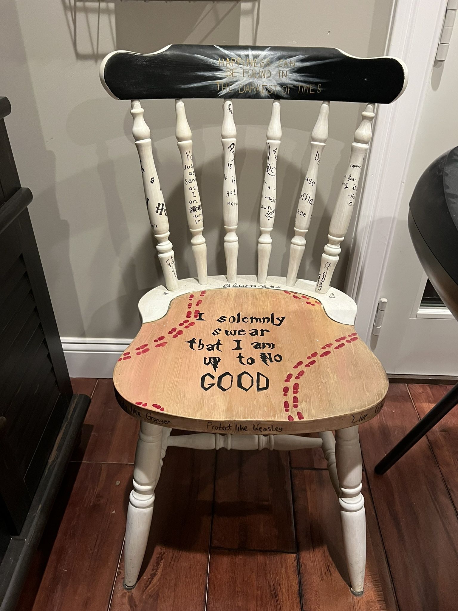 hand painted harry potter themed chair