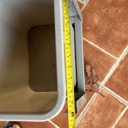 Cabinet Pull Out Garbage Bin 