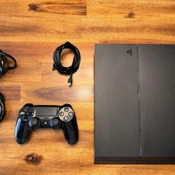 Sony Playstation 4 