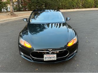 2013 TESLA S
