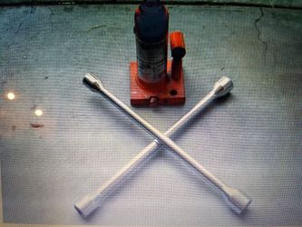 Tire jack & wrench