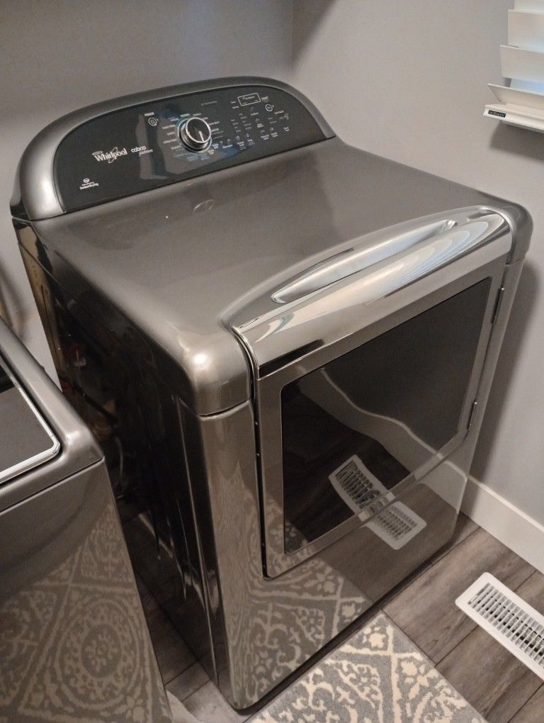 Whirlpool Cabrio WED8900BC 29 Inch 7.6 cu. ft. Electric Dryer with 5 Temperature Selections