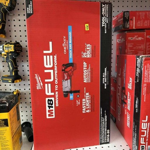 Milwaukee New 1 1/4 Rotary Hammer One Key