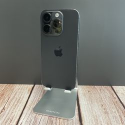 iPhone 15 Pro - Unlocked - 128GB