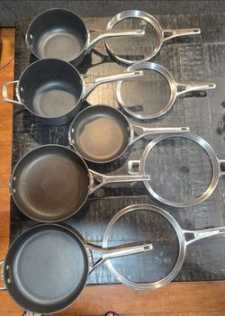 Calphalon 9-Piece Nonstick Cookware Set – 5 Pots/Pans + 4 Glass Lids