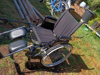 Jive wheels chair 18 inches wide 90
