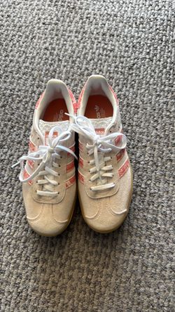 adidas women's Gazelle Bold Wonder Clay