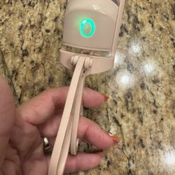 Heated Eyelash Curler