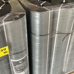 400 Sq Ft Roll Of Gopher Wire Mesh