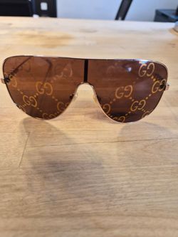 Authentic Gucci GG1436S Metal Mask Shield Sunglasses – Gold/Brown Monogram