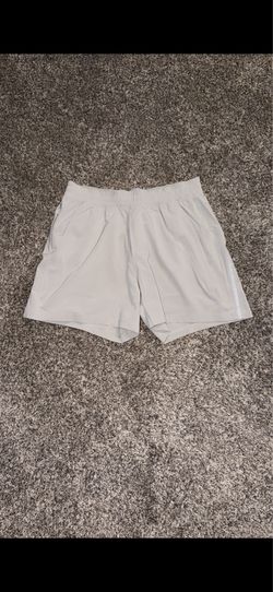 Lululemon Size Medium
