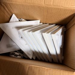 10 govee triangle lights