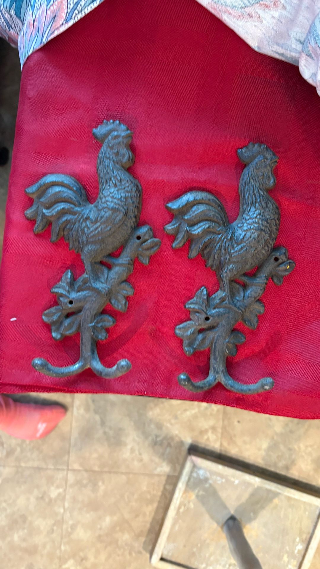 2 Rooster Hooks